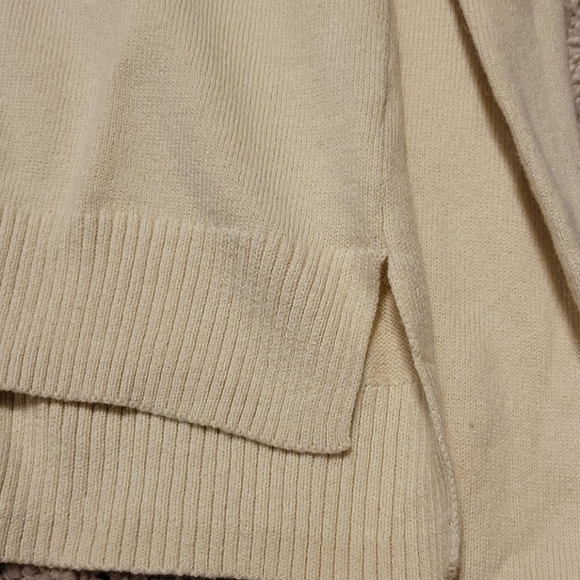 𝅺jcpenney  Long Sleeve Cowl Neck Sweater - Picture 8 of 10